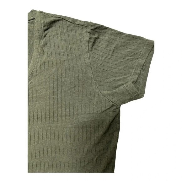 Hunter Green Large Women’s Columbia Sportswear T Shirt - Picture 5 of 13